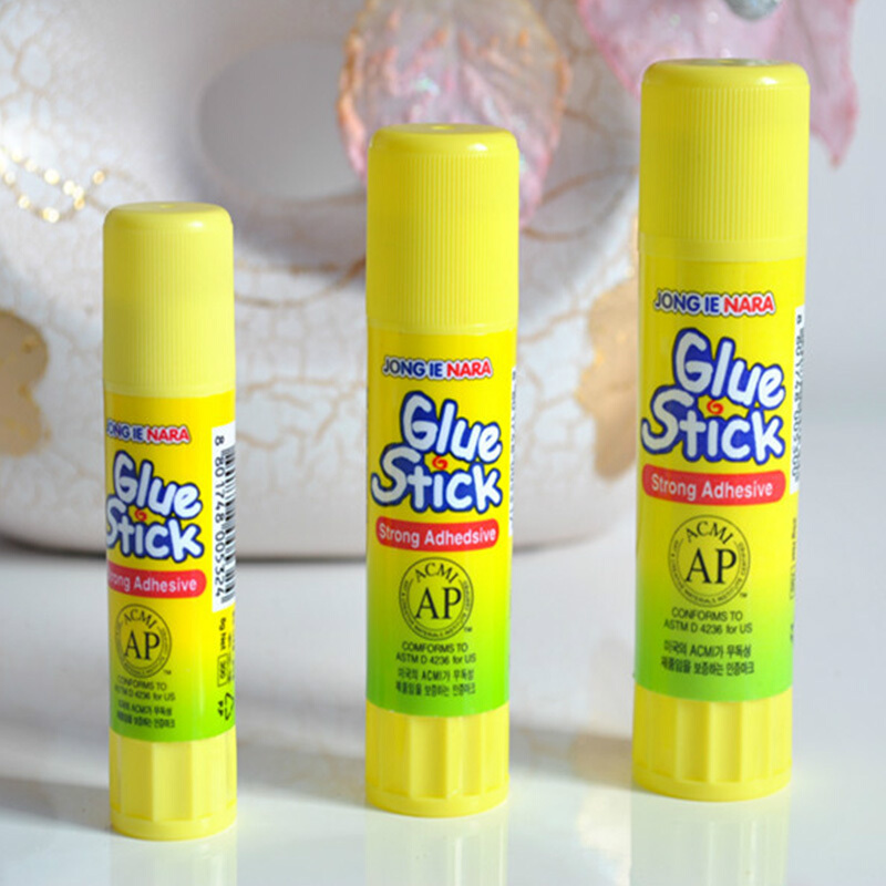 南韓（（Glue Stick）） 15G 高粘度固體膠/膠棒_http://www.nebao.cn/img/sp/150/3b080b12-34b1-4dfc-85bd-0392d829a1e3.jpg