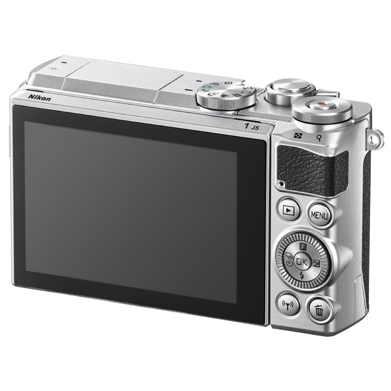尼康（Nikon） J5 微單相機（10-100mm f/4-5.6鏡頭套機銀色）_http://www.nebao.cn/img/sp/307/a1afc20e-8ba8-4fd6-8f4a-6869e6e0b15e.jpg