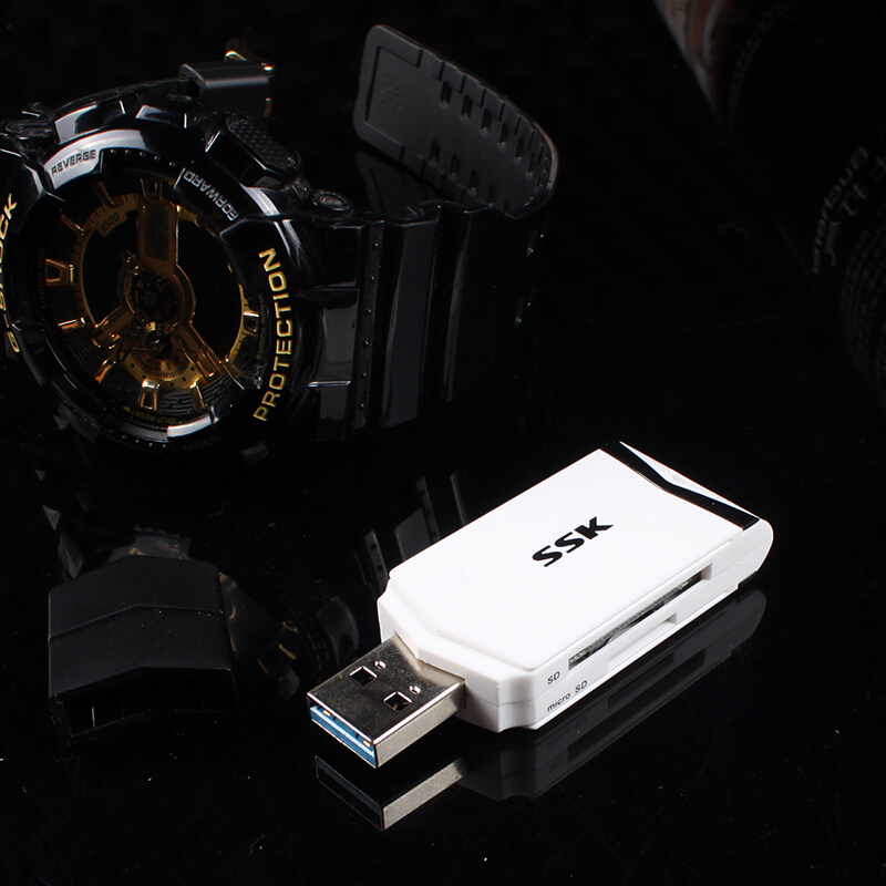 飚王（SSK） SCRM601 多功能二合一讀卡器 USB3.0高速讀寫 支持TF手機內存卡SD相機卡_http://www.nebao.cn/img/sp/323/073c2c0a-c4f4-49f9-90b1-d8f4c08940d8.jpg