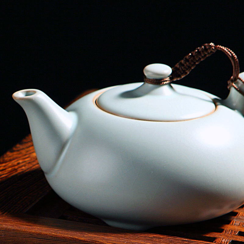 東道汝窯 功夫茶具套裝 喜樂壺杯組/一壺五杯（天青色）_http://www.nebao.cn/img/sp/437/9e365e21-e26f-4008-a5a3-c4a660601662.jpg